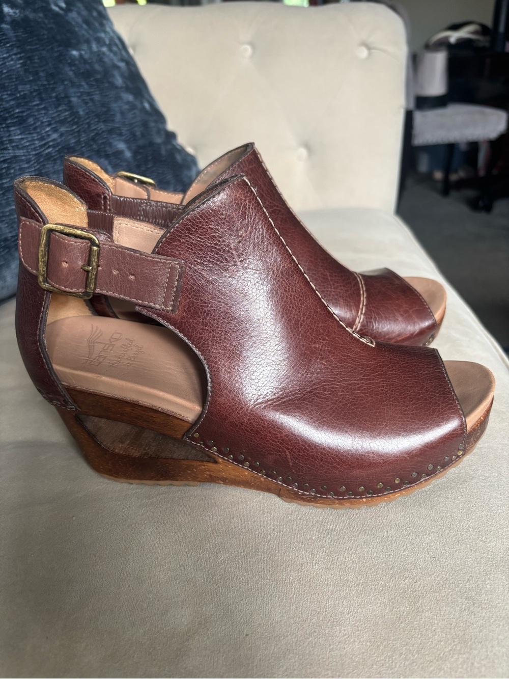 Dansko Limited Edition Sable Women's Brown Leather Wedge Sandals with Buckle 8.5